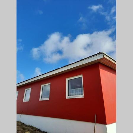 The Red House Near The Sea Apartamento Njarthvik Exterior foto